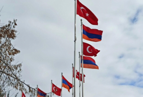   Armenia califica de acontecimiento histórico la apertura de su frontera con Türkiye  