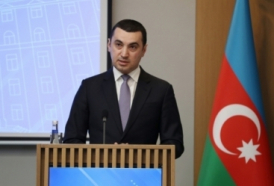  Cancillería de Azerbaiyán:"La fraternidad Irán-Armenia sigue constituyendo una amenaza para la región" 
