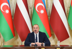  Ilham Aliyev: 