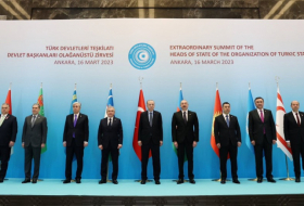  Los jefes de Estado de la Organización de los Estados Túrquicos firman la declaración de Ankara 