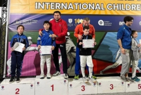 Esgrimista azerbaiyano gana el oro en el torneo de Antalya