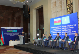 Se firman acuerdos entre empresas azerbaiyanas y kazajas