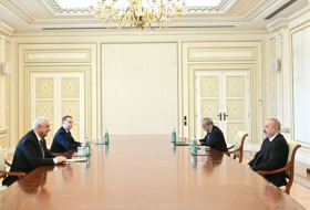   Presidente Ilham Aliyev recibe al Presidente del Colegio de la Comisión Económica Euroasiática  
