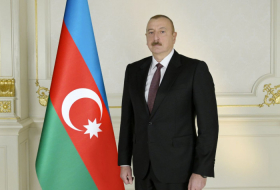   Presidente Ilham Aliyev hace una publicación con motivo del Día de la Independencia  