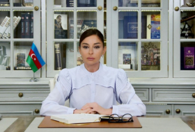  Mehriban Aliyeva felicitó al pueblo de Azerbaiyán 