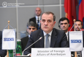   Se aborda el texto del acuerdo de paz en el marco del proceso de normalización de las relaciones azerbaiyano-armenias  