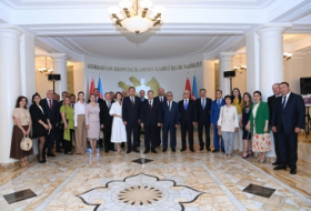 Se celebra el 30 aniversario del establecimiento de relaciones diplomáticas entre Azerbaiyán y Bielorrusia