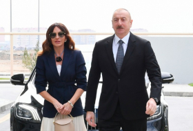  El Presidente y su esposa se encuentran en Kalbajar 