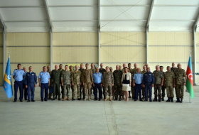 Agregados militares extranjeros visitan la unidad militar de Azerbaiyán