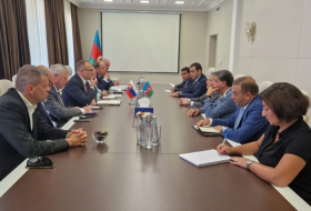 Shusha acoge debates sobre las relaciones entre ciudades azerbaiyanas y eslovacas