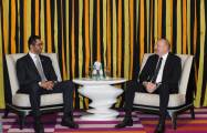  El Presidente de Azerbaiyán se reunió con el Ministro de  los EAU 