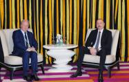   Presidente de Azerbaiyán se reúne en Múnich con el director general del Banco Mundial  
