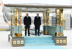  Se celebró una ceremonia oficial de bienvenida de Ilham Aliyev en Ankara 