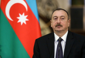  La presidenta de Grecia felicitó a Ilham Aliyev 