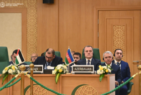   El Ministro de Relaciones Exteriores de Azerbaiyán participa en la reunión extraordinaria del Consejo de Ministros de Asuntos Exteriores de la OCI  