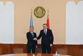  Los Cancilleres de Azerbaiyán y Bielorrusia debaten las relaciones bilaterales 