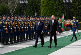  Ceremonia oficial de bienvenida al presidente congoleño se celebra en Bakú 