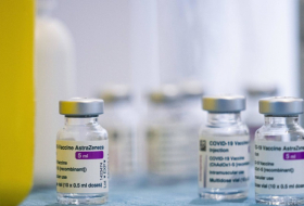 AstraZeneca admite que su vacuna contra el covid puede causar un efecto secundario poco común