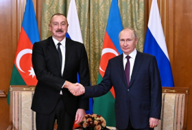 Ilham Aliyev y Putin se reunieron cara a cara 