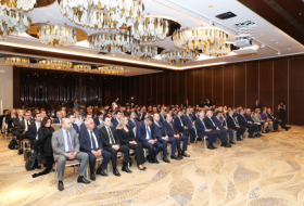 Bakú acoge un foro empresarial azerbaiyano-eslovaco