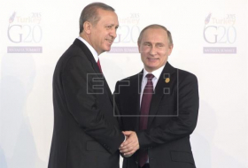 Turquía y Rusia anuncian un acuerdo de alto el fuego en toda Siria