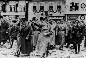 Arrojan luz sobre detalles íntimos del romance que Eva Braun y Hitler trataban de ocultar