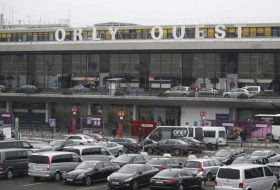 Evacuan el aeropuerto parisino de Orly tras un posible tiroteo