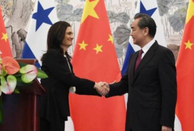 Panamá inaugura su primera embajada en China