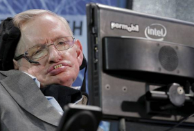 Tesis doctoral de Hawking se publica en línea y colapsa el sitio de la Universidad de Cambridge