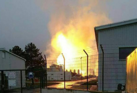 Al menos un muerto y 18 heridos por la explosión de un gasoducto en Austria (Fotos)