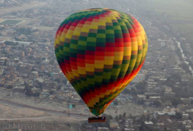 Egipto: Se estrella en Luxor un globo aerostático con turistas (FOTO)