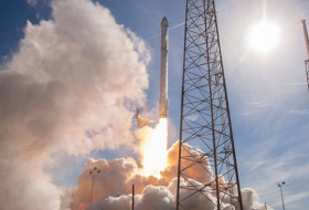 SpaceX lanza un misterioso satélite gubernamental (VIDEO)