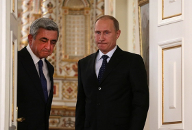 Rusia  envia las armas a Armenia