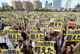 Protestas contra las bases estadounidenses en el aniversario de la batalla de Okinawa 