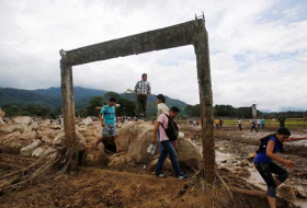 El presidente colombiano cifra en 254 las víctimas de la avalancha en Mocoa