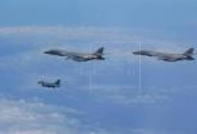 EEUU envía dos bombarderos a maniobrar sobre Corea tras el misil norcoreano