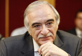 Polad Bulbuloqlu:”Rusia reconoce la integridad territorial ” 
