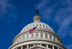 Cámara baja del Congreso de EEUU apunta a frecuentes contactos con diplomáticos rusos