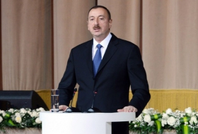 Ilham Aliyev llamó a los musulmanes  a la unidad