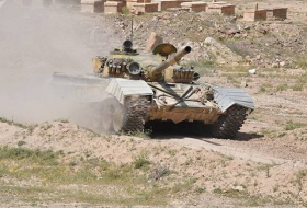 Ejército sirio rompe el asedio de la base de la fuerza aérea en Deir Ezzor
