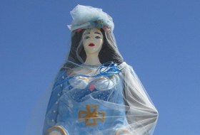Miles de personas honran en Brasil a Yemayá, la diosa del mar