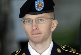 Exsoldado Manning realiza un nuevo intento de suicidio en la prisión 