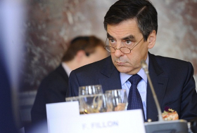 La mayoría de franceses quiere que Fillon abandone la carrera presidencial