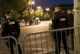 Armenio trató de  atropellar a la muchedumbre de musulmanes en París