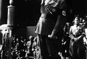 El informe psiquiátrico de Hitler ocultado en el Holocausto que anticipó que se suicidaría