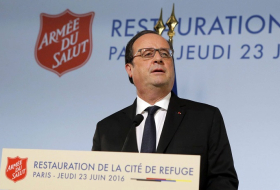 Hollande pide a la UE que se centre en evitar “la contaminación” del ‘Brexit’