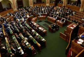 Hungría pide derogar ley ucraniana que limita el uso de las lenguas de las minorías