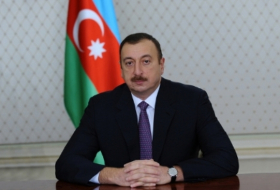 Ilham Aliyev recibe al representante  personal de Kadirov