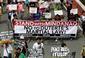 El Parlamento de Filipinas prorroga la ley marcial en Mindanao todo 2017