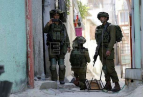 El Ejército israelí desmantela una red comercial de armas en Cisjordania